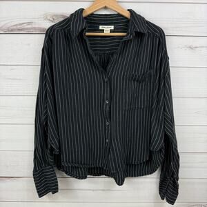 Billabong Women's Long Sleeve Button Down Shirt Striped Size Large